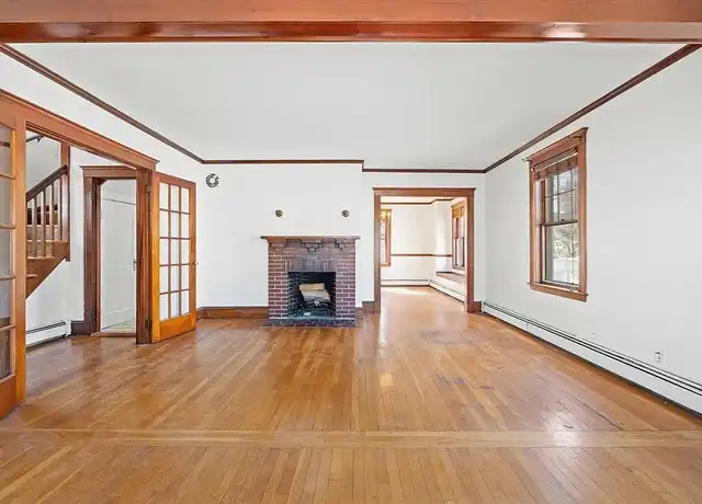 Property at 184 Perham St, West Roxbury, MA, 02132, 3 beds, 2 baths, [object Object]