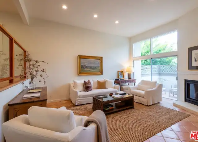 Property at 17098 Palisades Cir, Pacific Palisades, CA, 90272, 3 beds, 2.5 baths, [object Object]