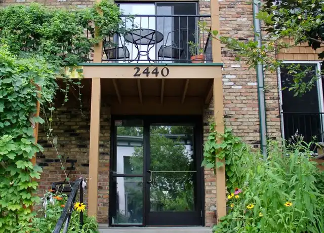 Property at 2440 Harriet Ave Unit 205, Minneapolis, MN, 55405, 2 beds, 1 bath, [object Object]