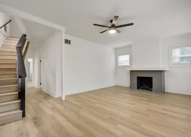 Property at 1904 David St, Austin, TX, 78705, 5 beds, 3 baths, [object Object]