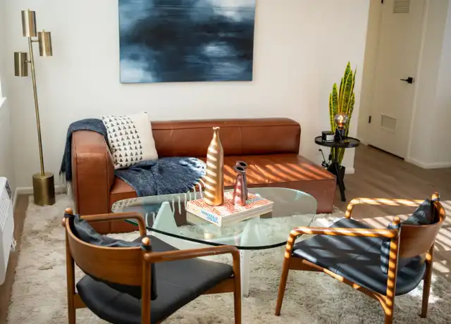 Property at 947 E 400 S Unit 14, Salt Lake City, UT, 84102, 2 beds, 1 bath, [object Object]