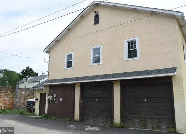 Property at 103 Oak St, Ambler, PA, 19002, 3 beds, 1 bath, [object Object]