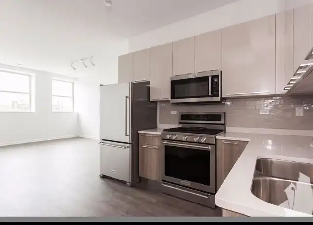 Property at 932 W Dakin St Unit 205, Chicago, IL, 60613, 3 beds, 2 baths, [object Object]