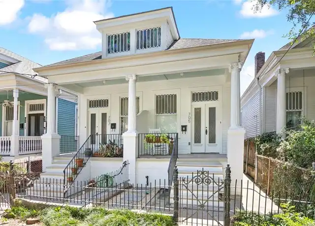 Property at 705 Nashville Ave, New Orleans, LA, 70115, 1 bed, 1 bath, [object Object]
