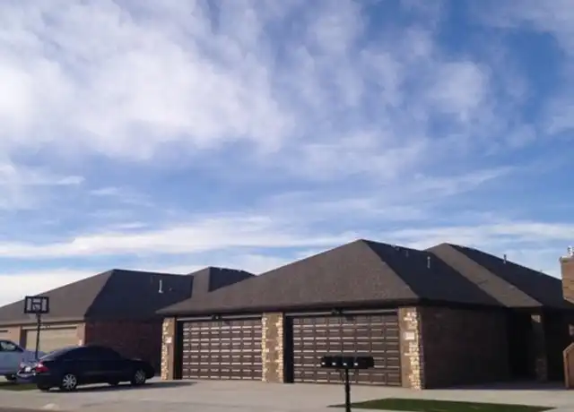 Property at 1215 Donald Preston Dr Unit B, Wolfforth, TX, 79382, 3 beds, 2 baths, [object Object]
