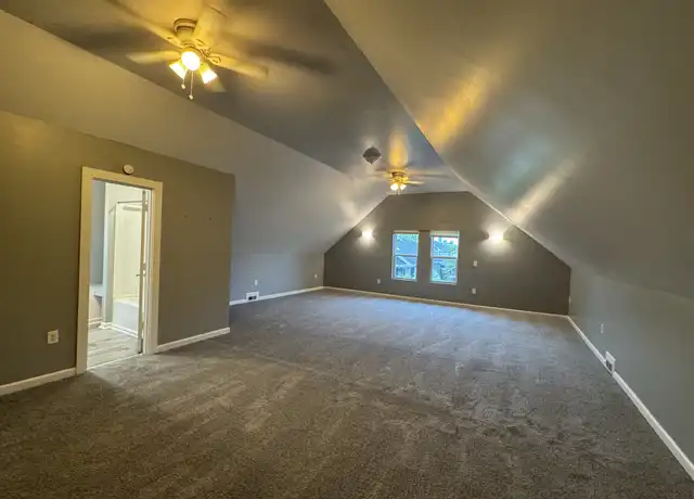 Property at 625 N Oakland Ave, Indianapolis, IN, 46201, 3 beds, 2 baths, [object Object]