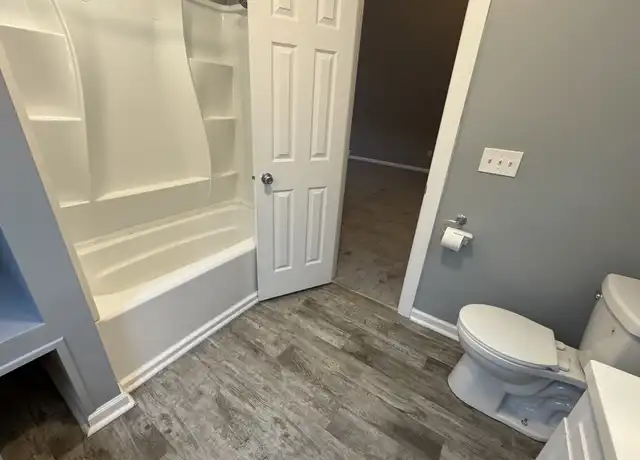 Property at 625 N Oakland Ave, Indianapolis, IN, 46201, 3 beds, 2 baths, [object Object]