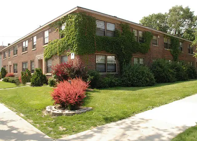 Property at 2903 N Murray Ave Unit 05, Milwaukee, WI, 53211, 1 bed, 1 bath, [object Object]