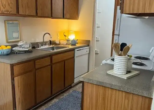 Property at Sunchase Ridgeland Apts. - 875 William Blvd, Ridgeland, MS, 39157, 1-2 bed, 1-2 bath, [object Object]