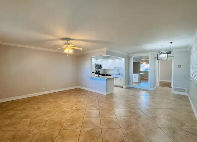 Property at 602 Saxony M, Delray Beach, FL, 33446, 1 bed, 1.5 baths, [object Object]