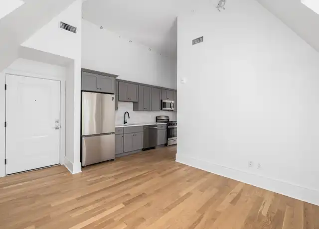 Property at 293 Governor St Unit 301, Providence, RI, 02906, 2 beds, 1 bath, [object Object]