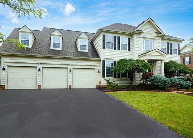 Photo of 7200 Fernridge Dr, New Albany, OH 43054