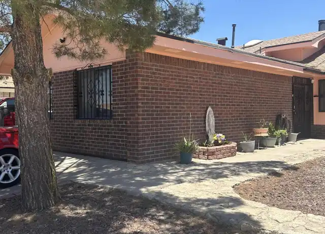 Property at 1540 Sierra de Oro Dr, El Paso, TX, 79936, 4 beds, 2 baths, [object Object]