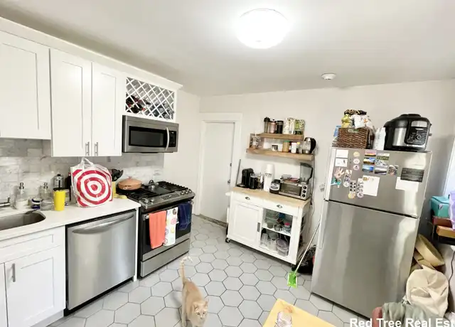 Property at 17 Spring Garden St Unit 2, Dorchester, MA, 02125, 1 bed, 1 bath, [object Object]