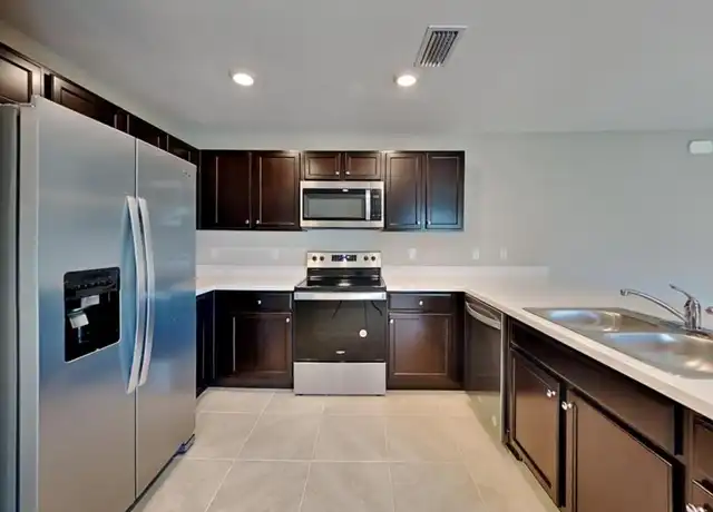 Property at 242 SW Oakridge Dr Unit 242, Port St. Lucie, FL, 34984, 4 beds, 2 baths, [object Object]