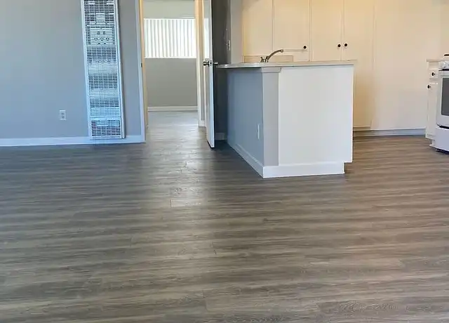 Property at 18521 Prairie St, Northridge, CA, 91324, 1 bed, 1 bath, [object Object]