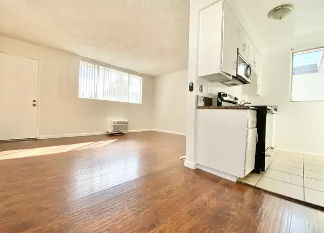 Property at 6042 Fulton Ave Unit 16, Van Nuys, CA, 91401, 1 bed, 1 bath, [object Object]