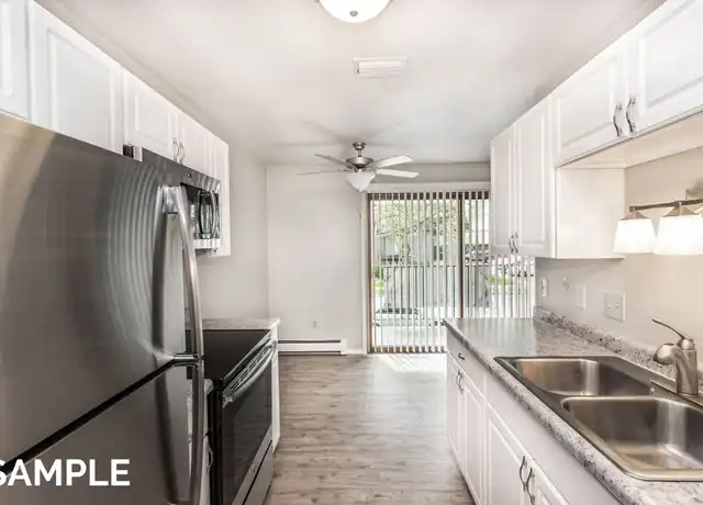 Property at Willow Crossing Apartments - 3708 S Willow Ave, Sioux Falls, SD, 57105, 2 beds, 1 bath, [object Object]