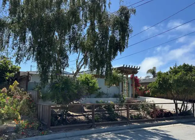 Property at 2114 Derby Ave Unit B, Capitola, CA, 95010, 1 bed, 1 bath, [object Object]