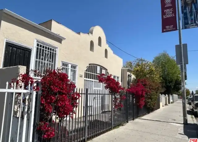 Property at 945 E Jefferson Blvd, Los Angeles, CA, 90011, 1 bed, 1 bath, [object Object]