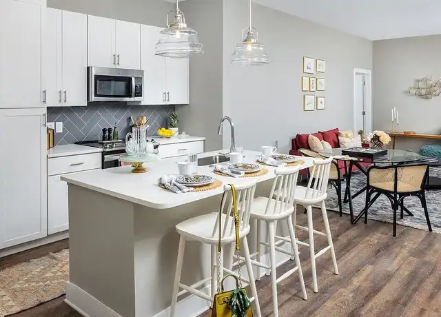 Property at Avalon Highland Creek - 4930 Goose Crk Dr, Charlotte, NC, 28269, 1-3 bed, 1-2.5 bath, [object Object]