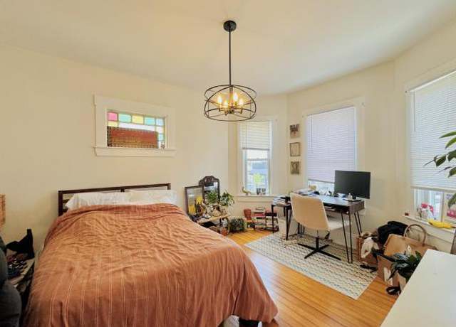 Photo of 508 Broadway, Somerville, MA 02145