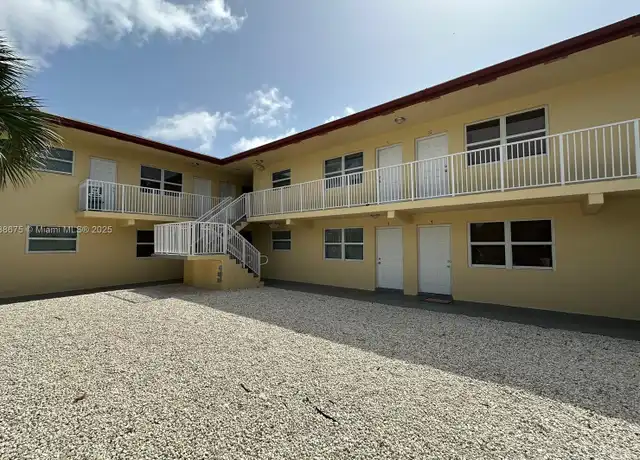 Property at 260 SW 8th St Apt 9, Pompano Beach, FL, 33060, 2 beds, 1 bath, [object Object]