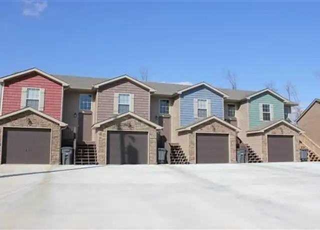 Property at 1714 Thistlewood Dr Unit B, Clarksville, TN, 37042, 3 beds, 2 baths, [object Object]