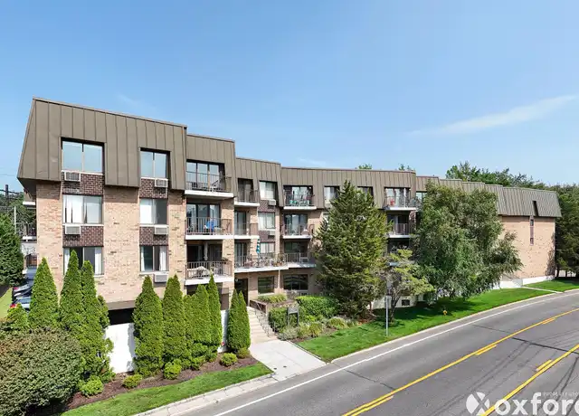 Property at 560 Halstead Ave Unit 4B, Harrison, NY, 10528, 2 beds, 2 baths, [object Object]