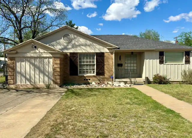 Property at 2518 32nd St, Lubbock, TX, 79410, 2 beds, 1 bath, [object Object]