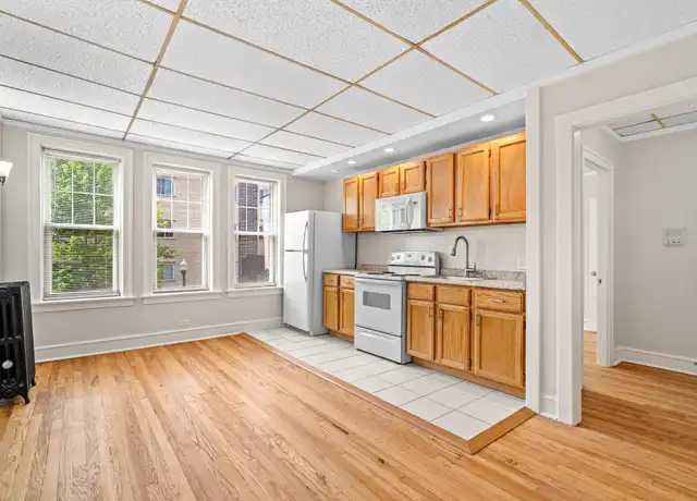 Property at 1440 W Howard St Unit 1440-5, Chicago, IL, 60626, 1 bed, 1 bath, [object Object]