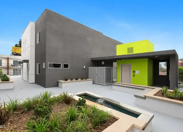 Property at 2000 Lake Ave #4, Altadena, CA, 91001, 2 beds, 2.5 baths, [object Object]