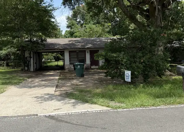 Property at 1709 S 6th St, Monroe, LA, 71202, 3 beds, 1 bath, [object Object]