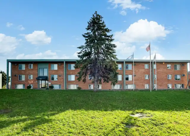 Property at 1521 Westminster St Unit 111, St Paul, MN, 55130, 2 beds, 1 bath, [object Object]