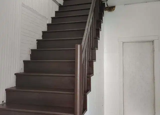 Property at 16-18 Orchard St Unit 18, Auburn, NY, 13021, 3 beds, 1 bath, [object Object]