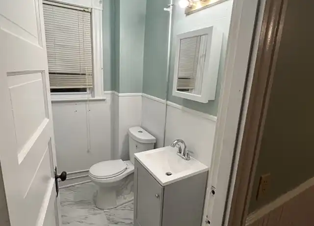 Property at 167 Irving St Unit 1, Fall River, MA, 02723, 3 beds, 1 bath, [object Object]