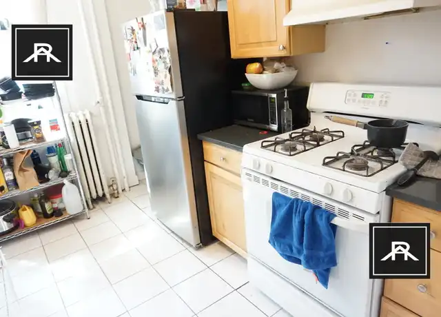 Property at 22 Glenville Ter Unit 4, Boston, MA, 02134, 4 beds, 1 bath, [object Object]