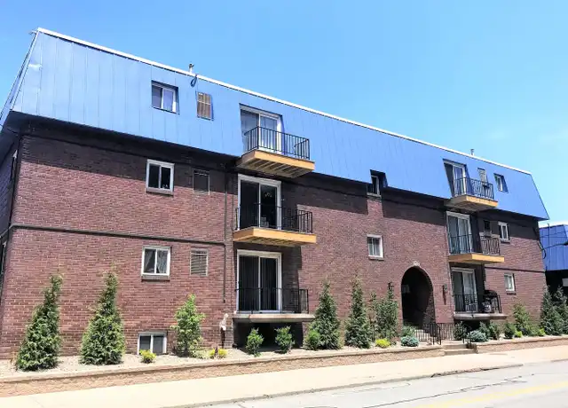 Property at 1704 Main St Unit B5, Pittsburgh, PA, 15215, 2 beds, 1 bath, [object Object]