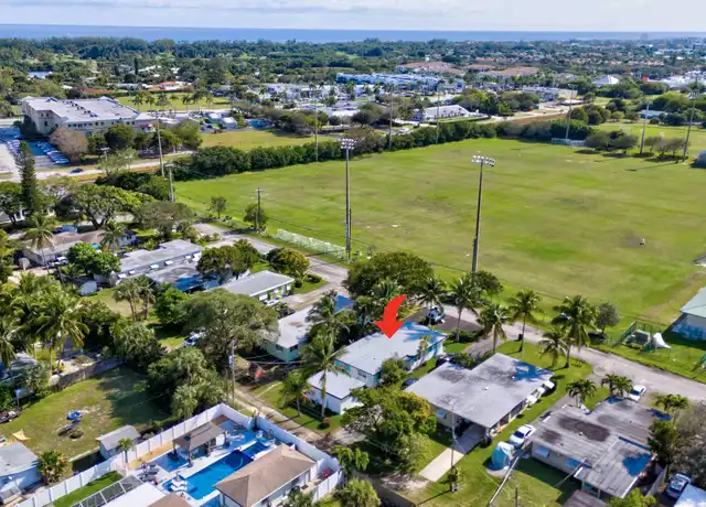 Property at 323 De Carie St Unit 1, Delray Beach, FL, 33444, 2 beds, 1 bath, [object Object]