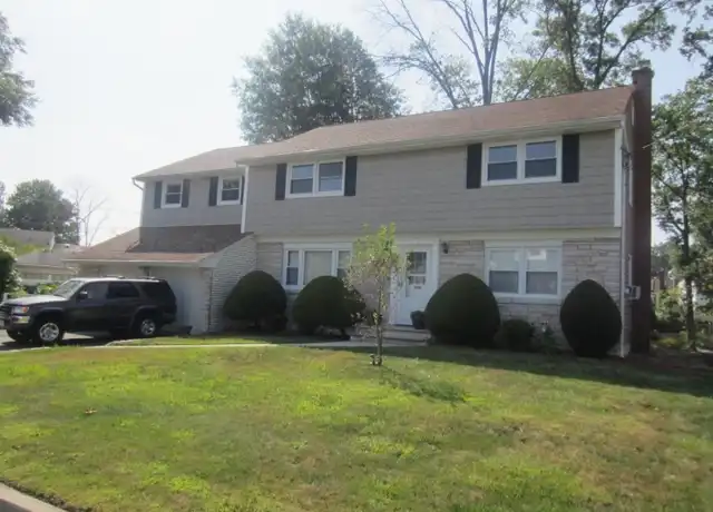 Property at 870 Louisa St, Union, NJ, 07083, 3 beds, 1 bath, [object Object]