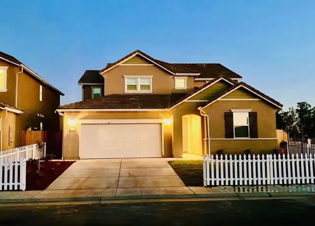 Property at 6651 E Berkeley Ave, Fresno, CA, 93727, 4 beds, 3 baths, [object Object]