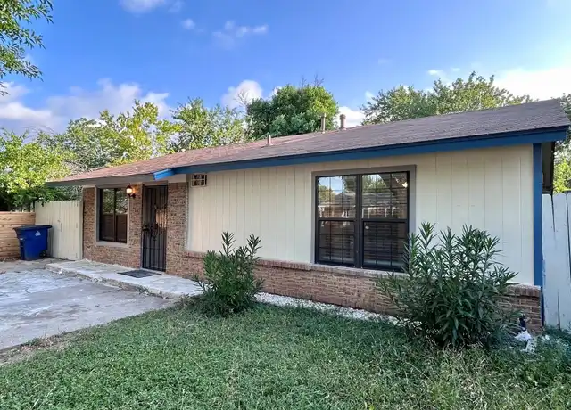 Property at 6200 Palm Cir, Austin, TX, 78741, 3 beds, 1.5 baths, [object Object]