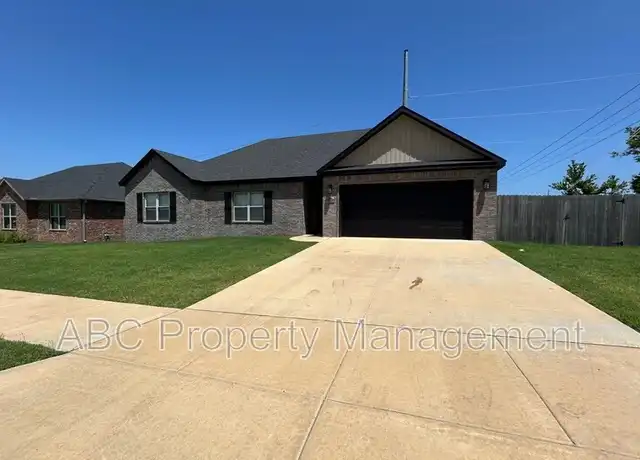 Property at 791 Dixon St, Centerton, AR, 72719, 3 beds, 2 baths, [object Object]