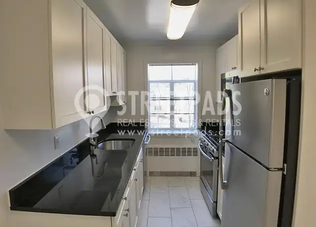 Property at 86 St Paul St, Brookline, MA, 02446, 1 bed, 1 bath, [object Object]