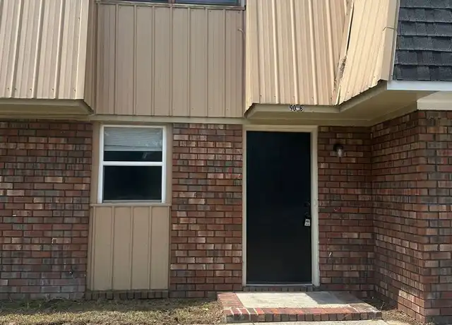 Property at 902 W Pine St Unit B, Hinesville, GA, 31313, 2 beds, 1.5 baths, [object Object]