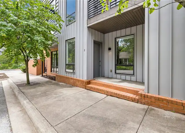 Property at 465 S Locust Ave #2, Fayetteville, AR, 72701, 1 bed, 1 bath, [object Object]