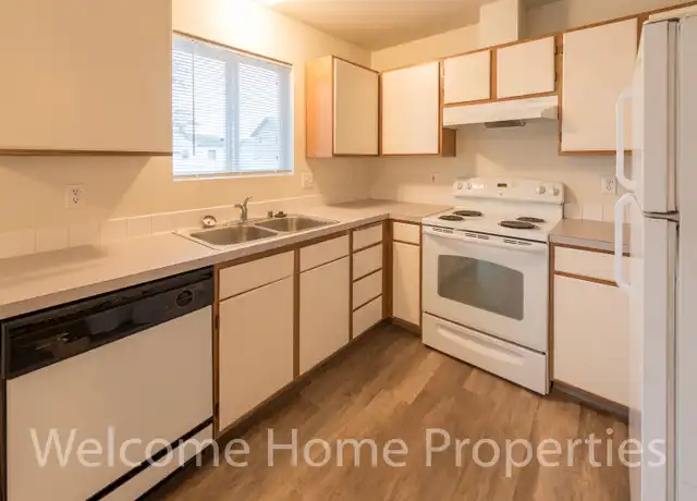 Property at 416 SE 6th St Unit 416 6th, College Place, WA, 99324, 2 beds, 1 bath, [object Object]