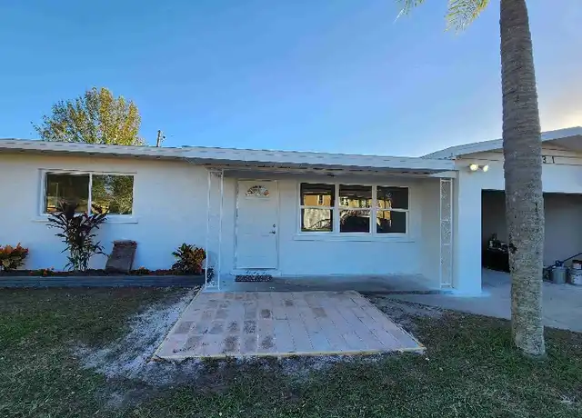 Property at 331 51st Street Ct W, Palmetto, FL, 34221, 3 beds, 2 baths, [object Object]