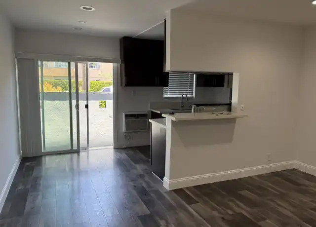 Property at 1327 Saint Andrews Pl Unit 3, Los Angeles, CA, 90019, 1 bed, 1 bath, [object Object]