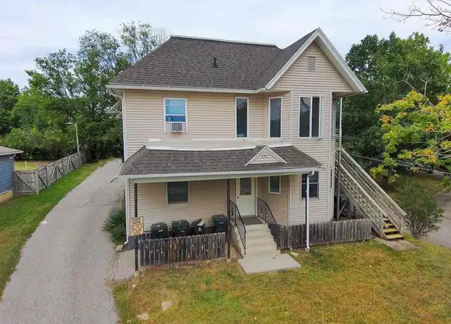 Property at 611 W 12th St Apt A, Cedar Falls, IA, 50613, 1 bed, 1 bath, [object Object]